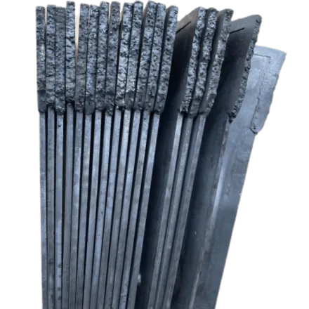 The body of hammer blade does not break